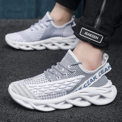 León | Sculpt Knit Sneakers