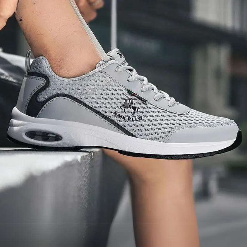 Lachlan® | Stylish, breathable outdoor comfort