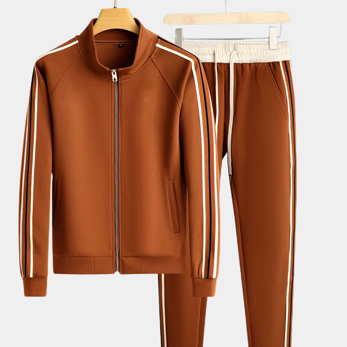 César® | Sporty And Comfortable Suit