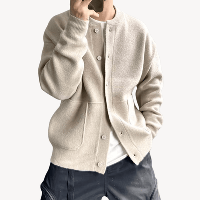Valeriano | Classic wool knit cardigan with button closure