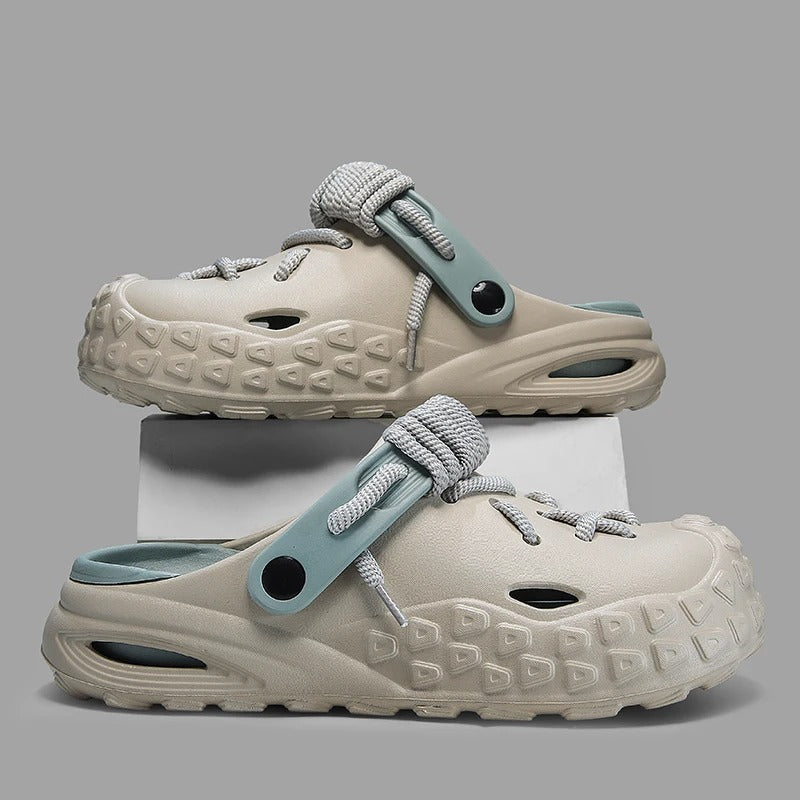 Peter | Odyssey Laced Clogs - Female