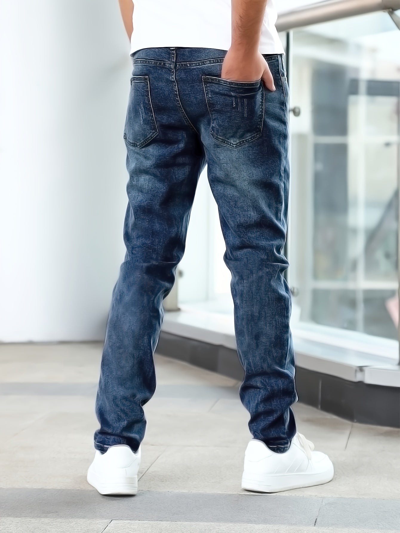 Nuno® | Straight Leg Stretch Jeans
