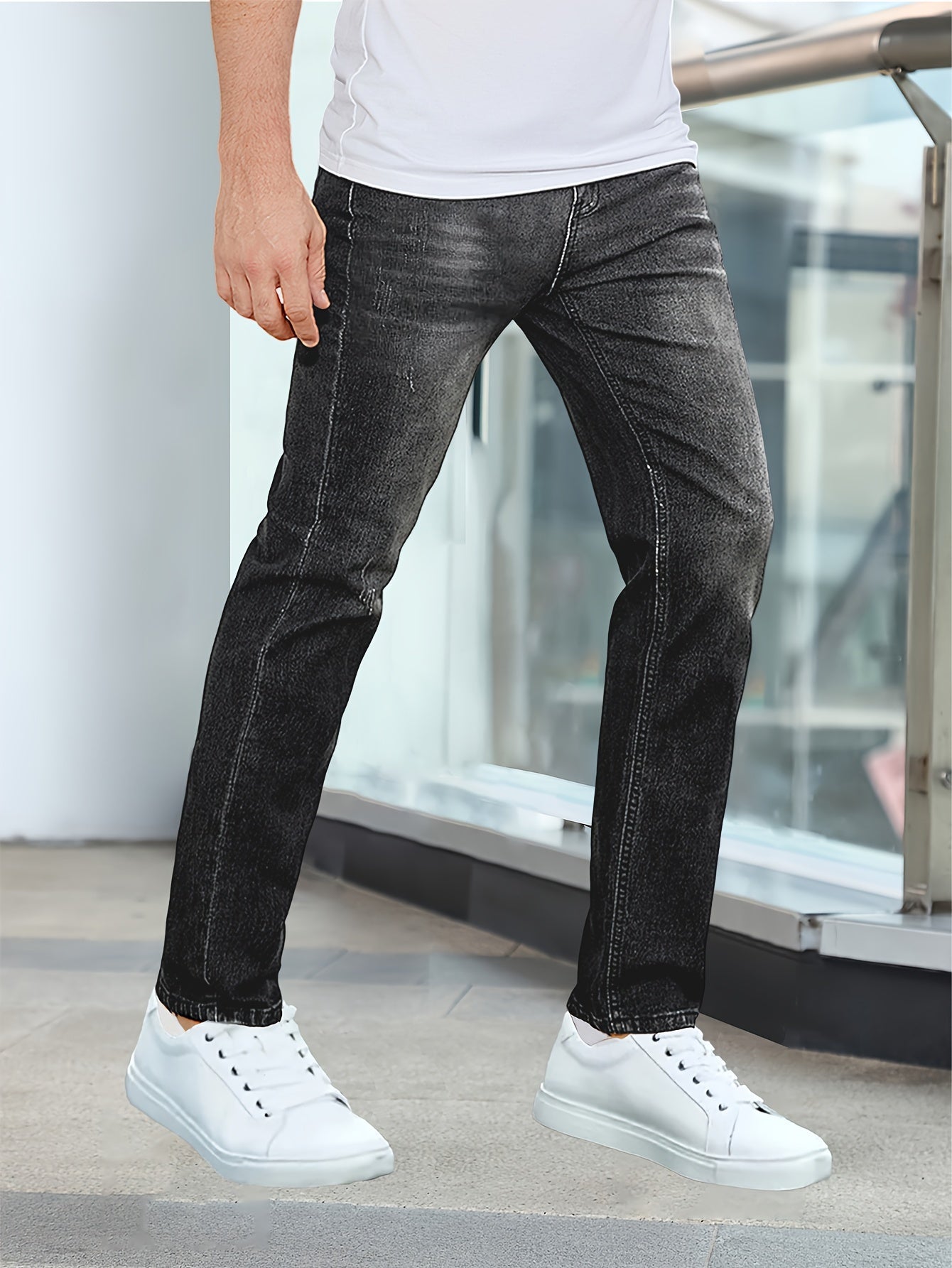 Nuno® | Straight Leg Stretch Jeans
