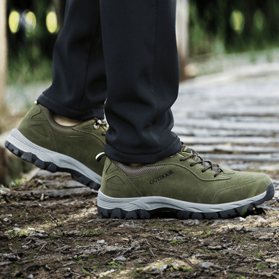 Zorion | Comfortable hiking shoe with ergonomic sole