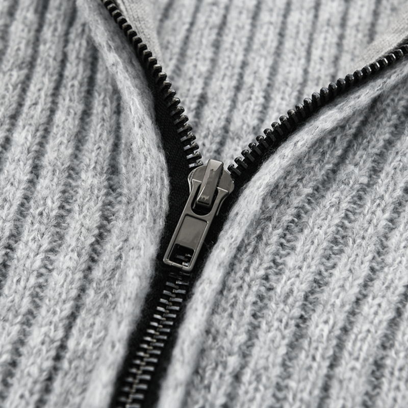 Len | Modern knitted cardigan with stand-up collar and striped pattern