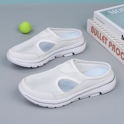 Warren® | Comfortable sports sandals that breathe and are comfortable to walk in.