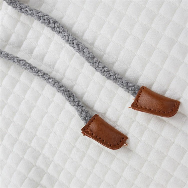 Nadim | Modern hoodie with 3D structure