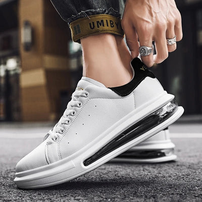 Tiago | Stylish street sneaker with comfortable sole