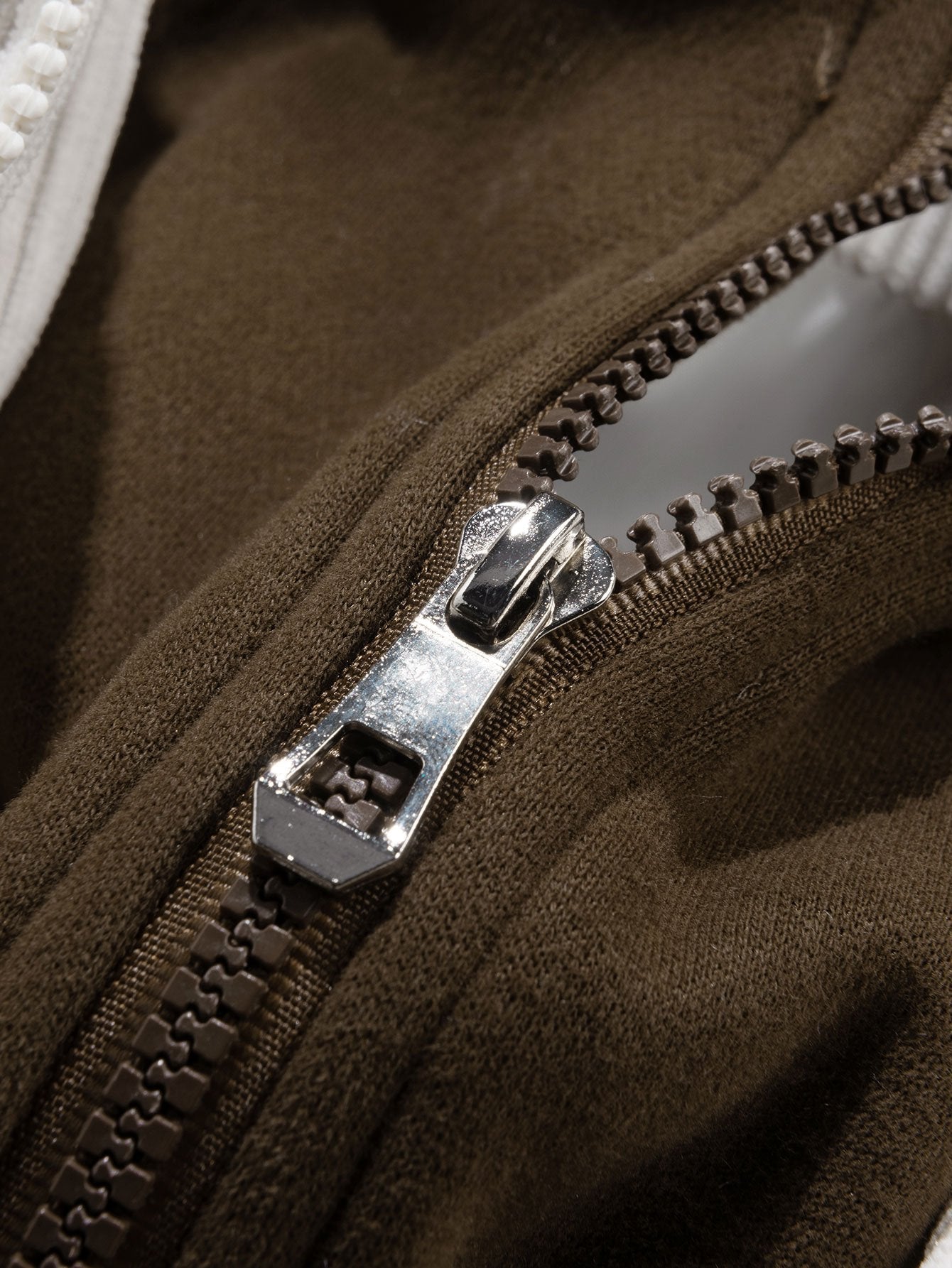 Leo | Corduroy Hooded Puffer Coat