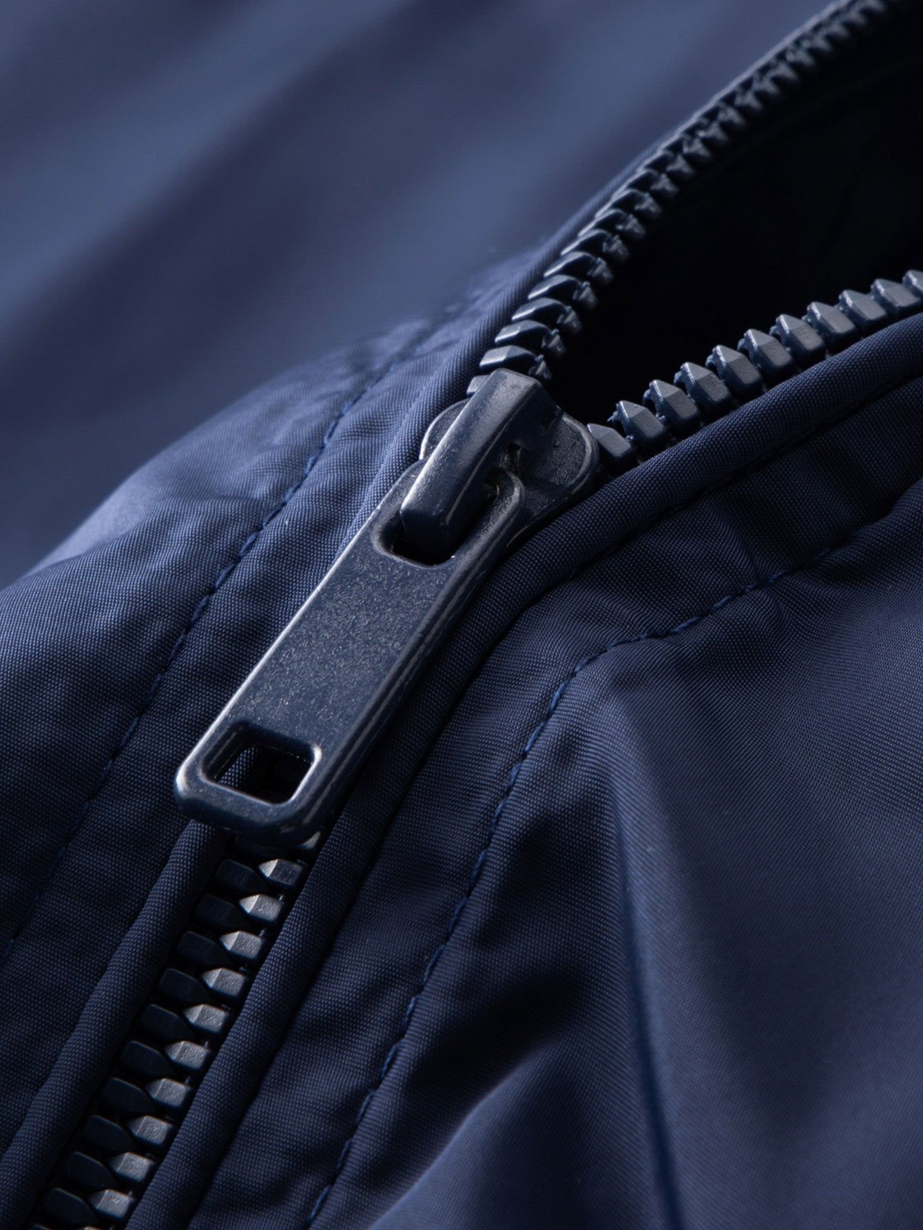 River | Detachable Hooded Jacket