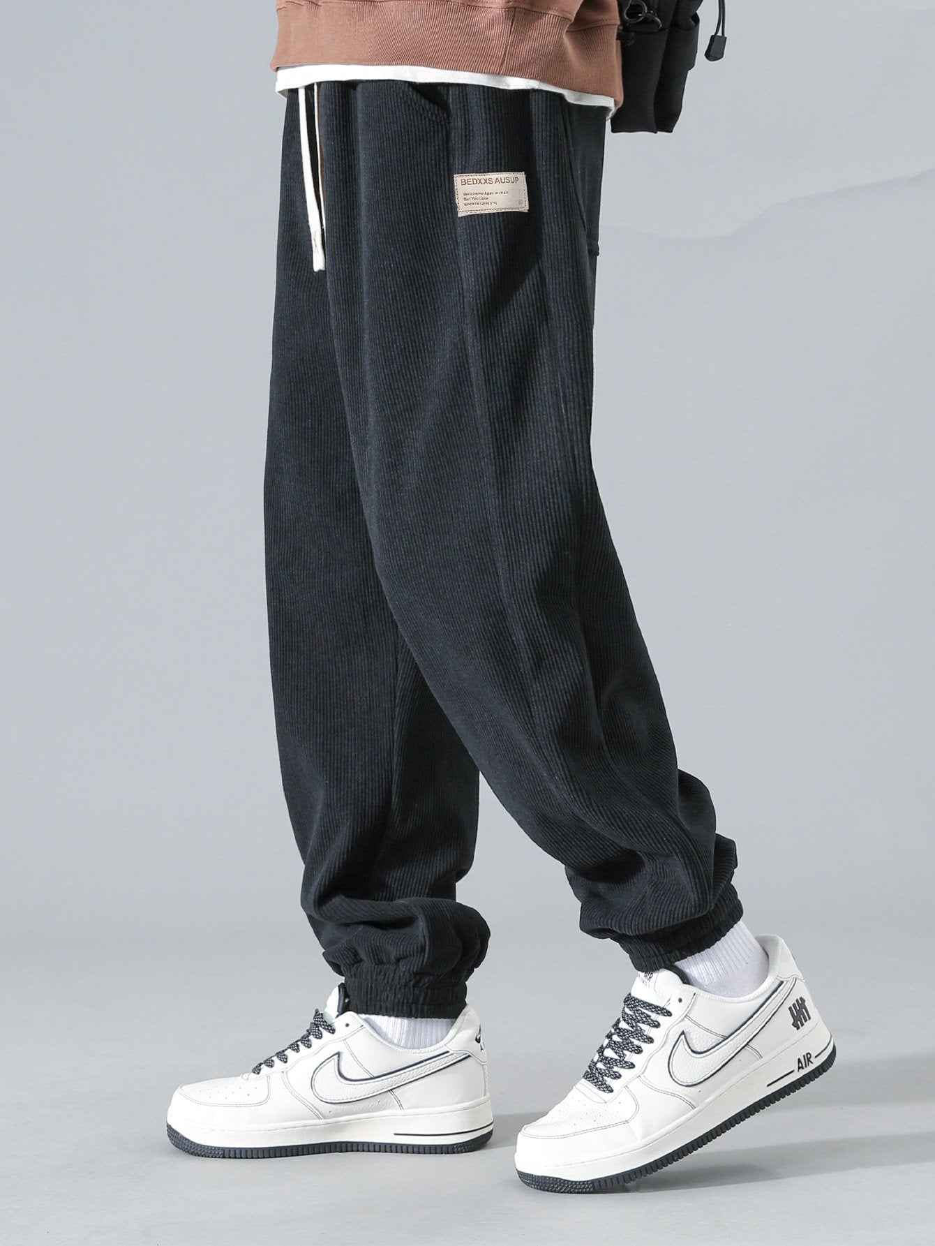Esau® | Drawstring Corduroy Jogging Pants
