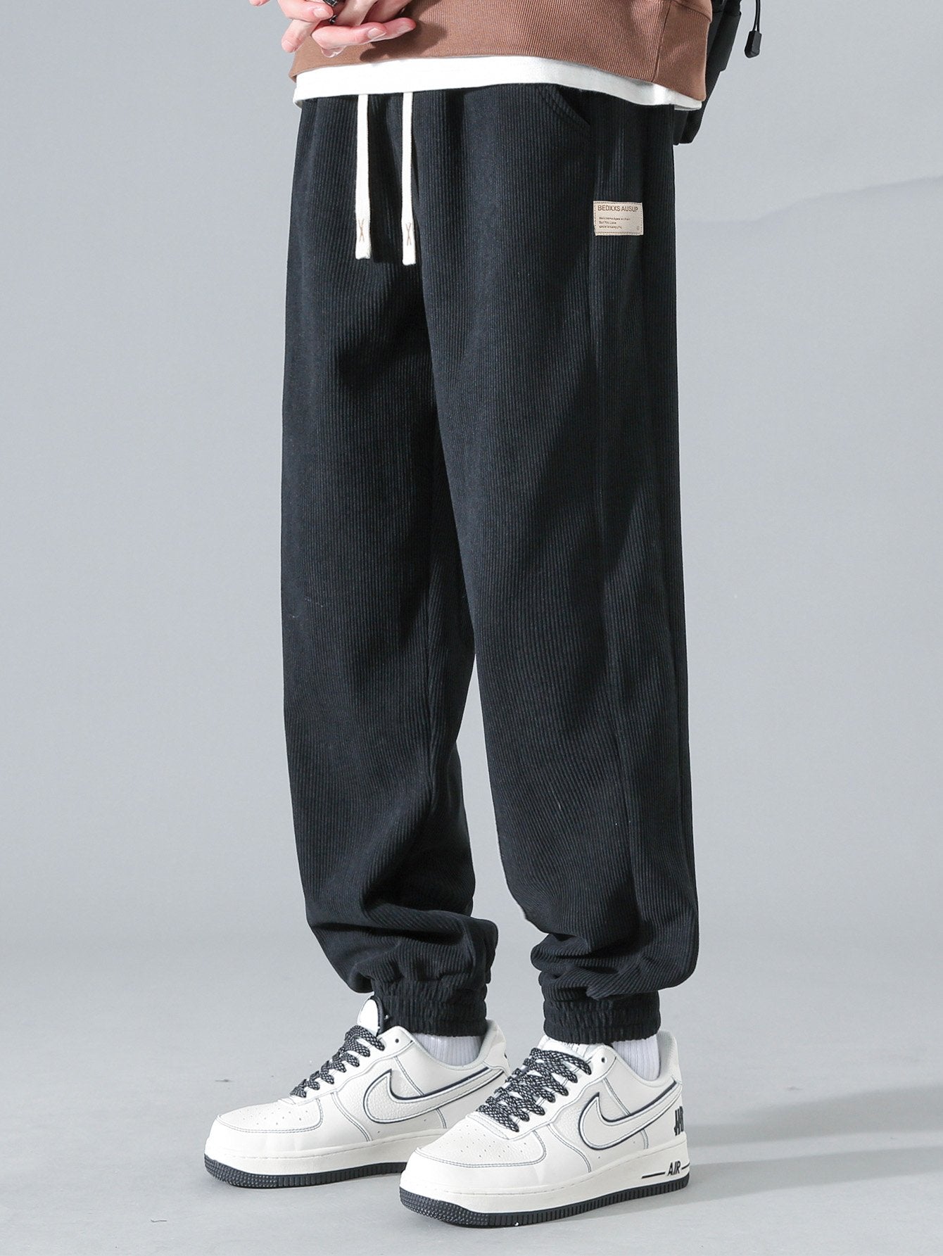 Esau® | Drawstring Corduroy Jogging Pants
