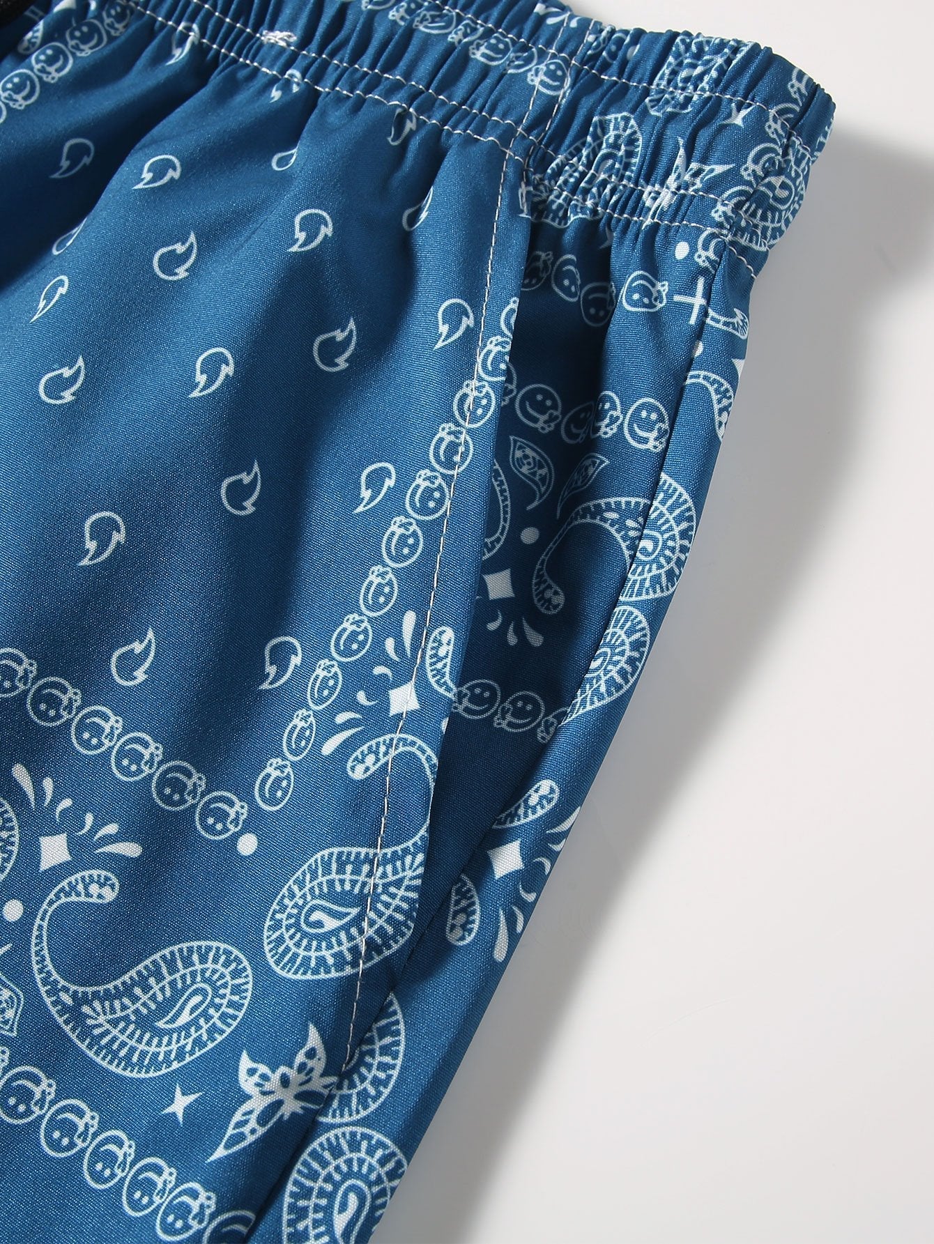 Onuphrius | Paisley Print Shorts