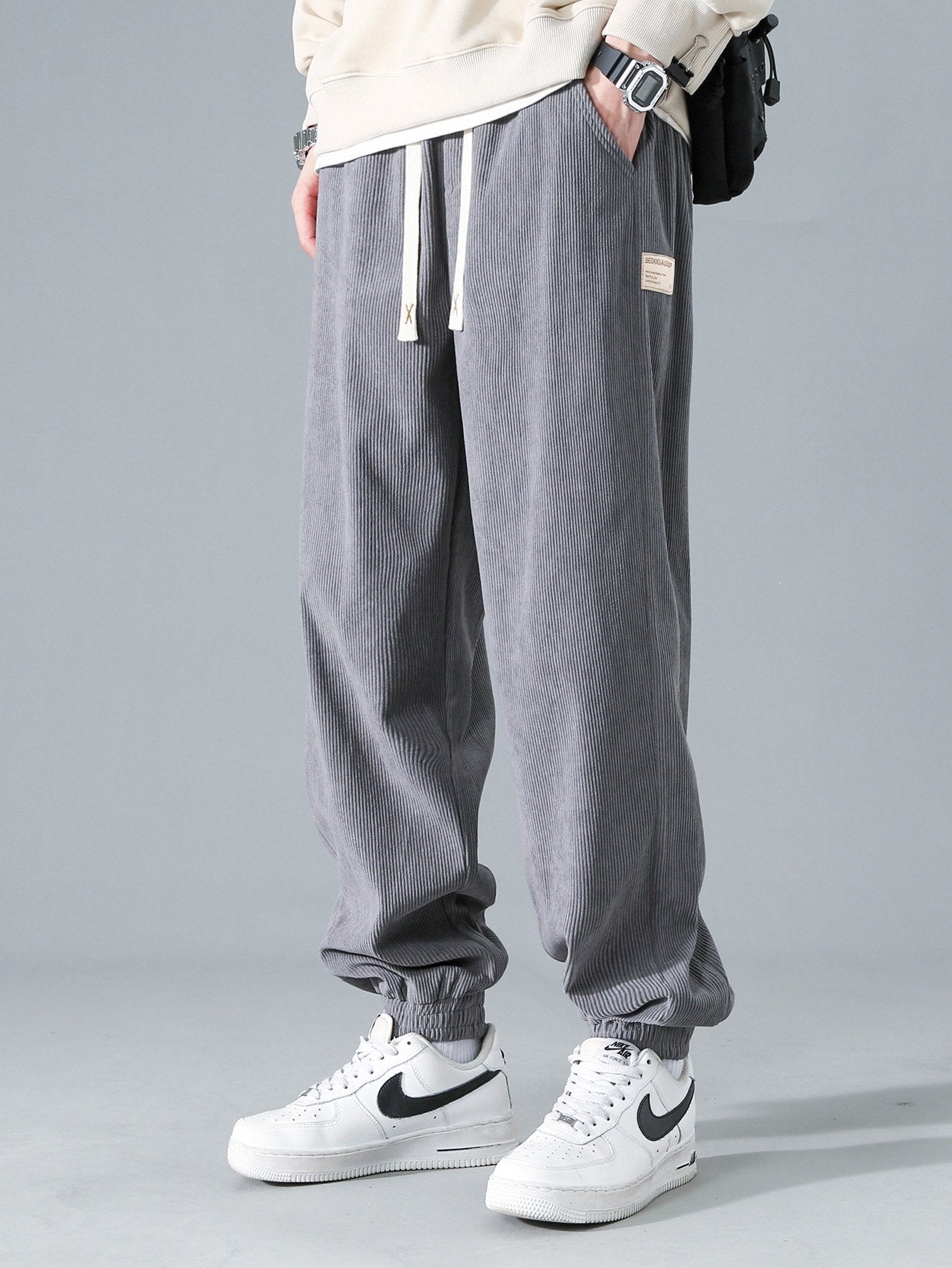 Esau® | Drawstring Corduroy Jogging Pants