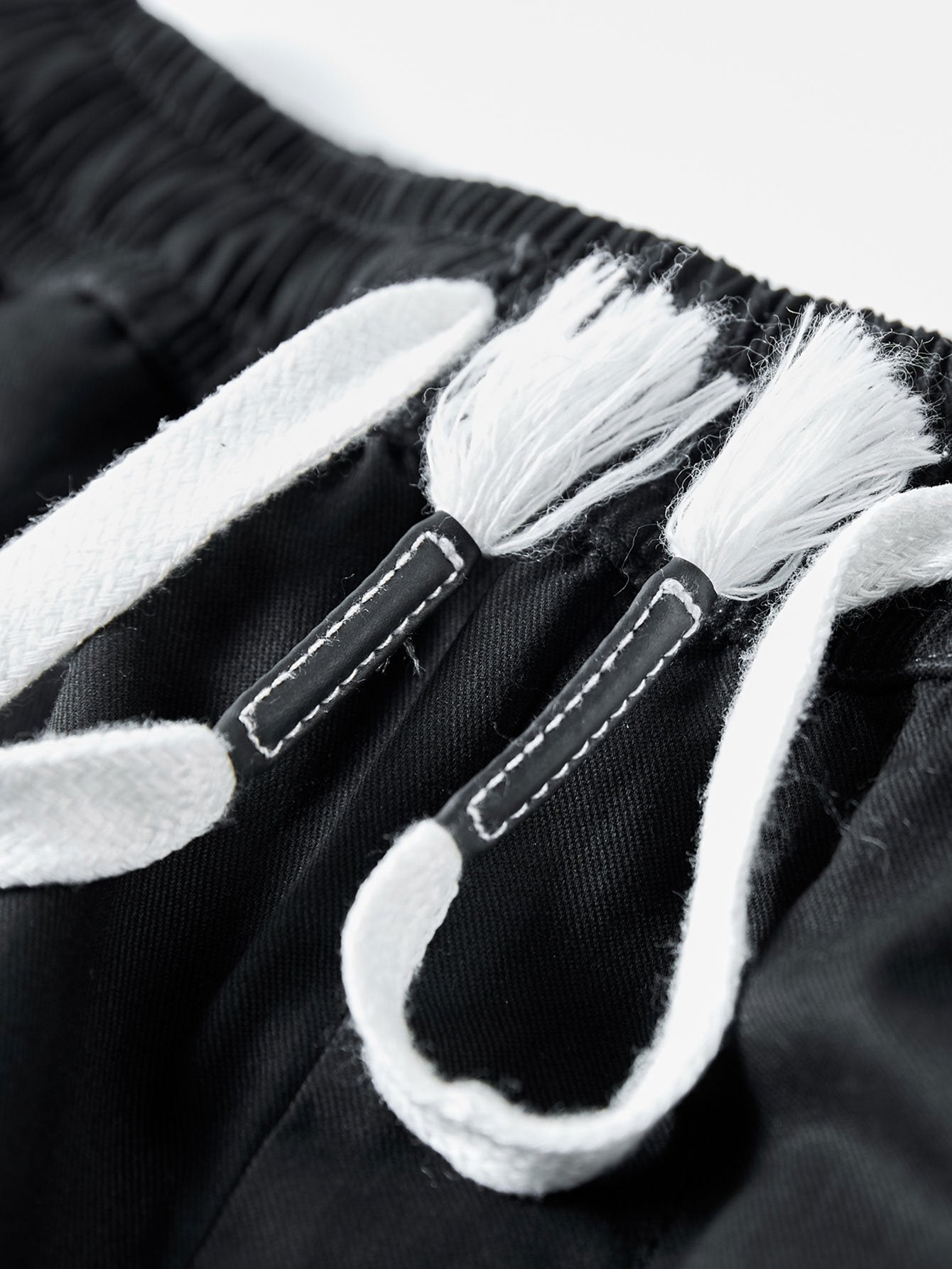 Plato | Drawstring Chino Cargo Shorts