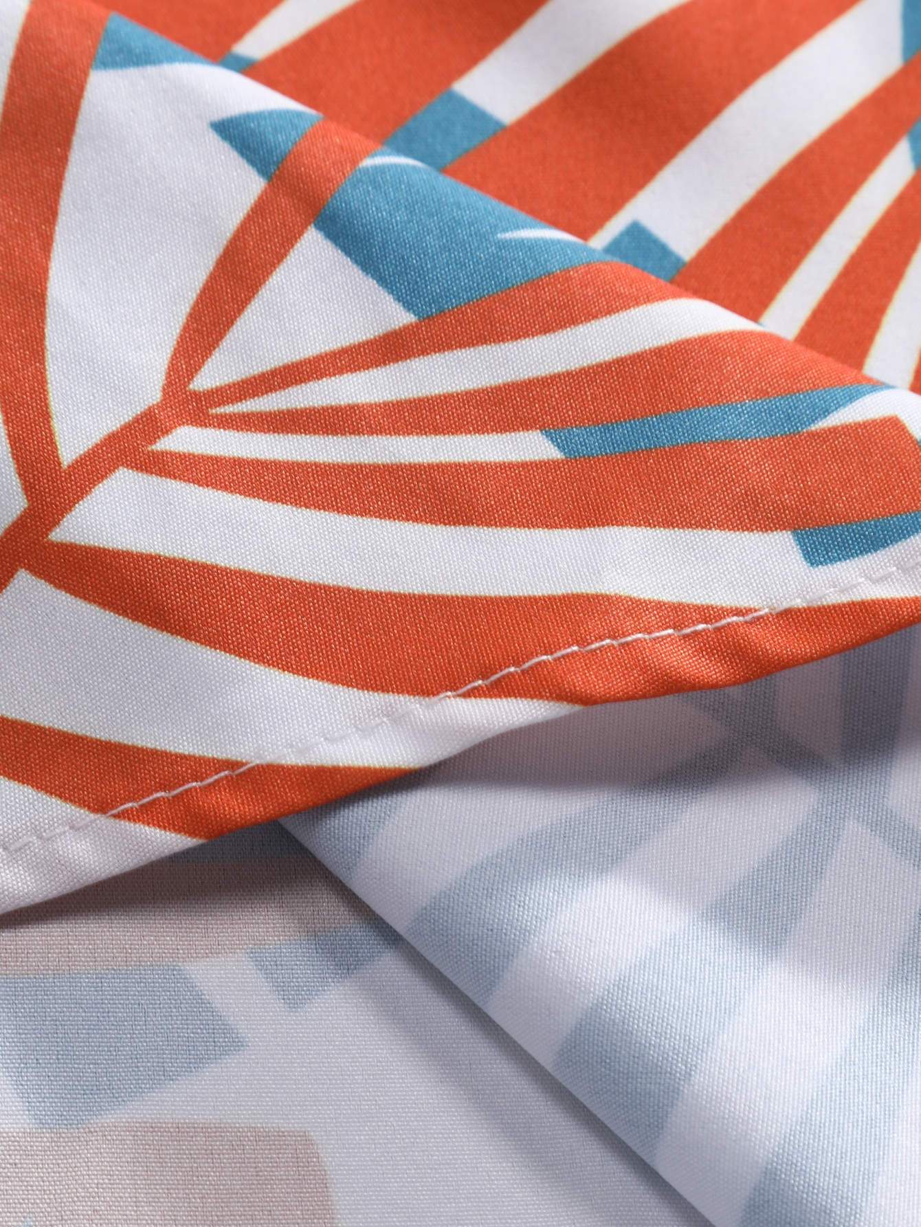 Vicente® | Leaf Print Button Up Shirt