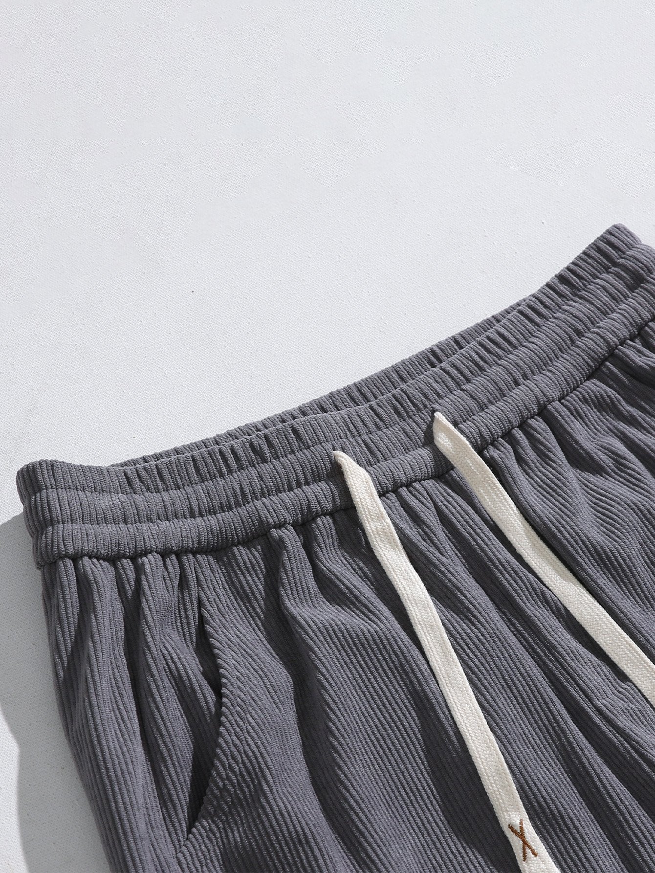 Esau® | Drawstring Corduroy Jogging Pants
