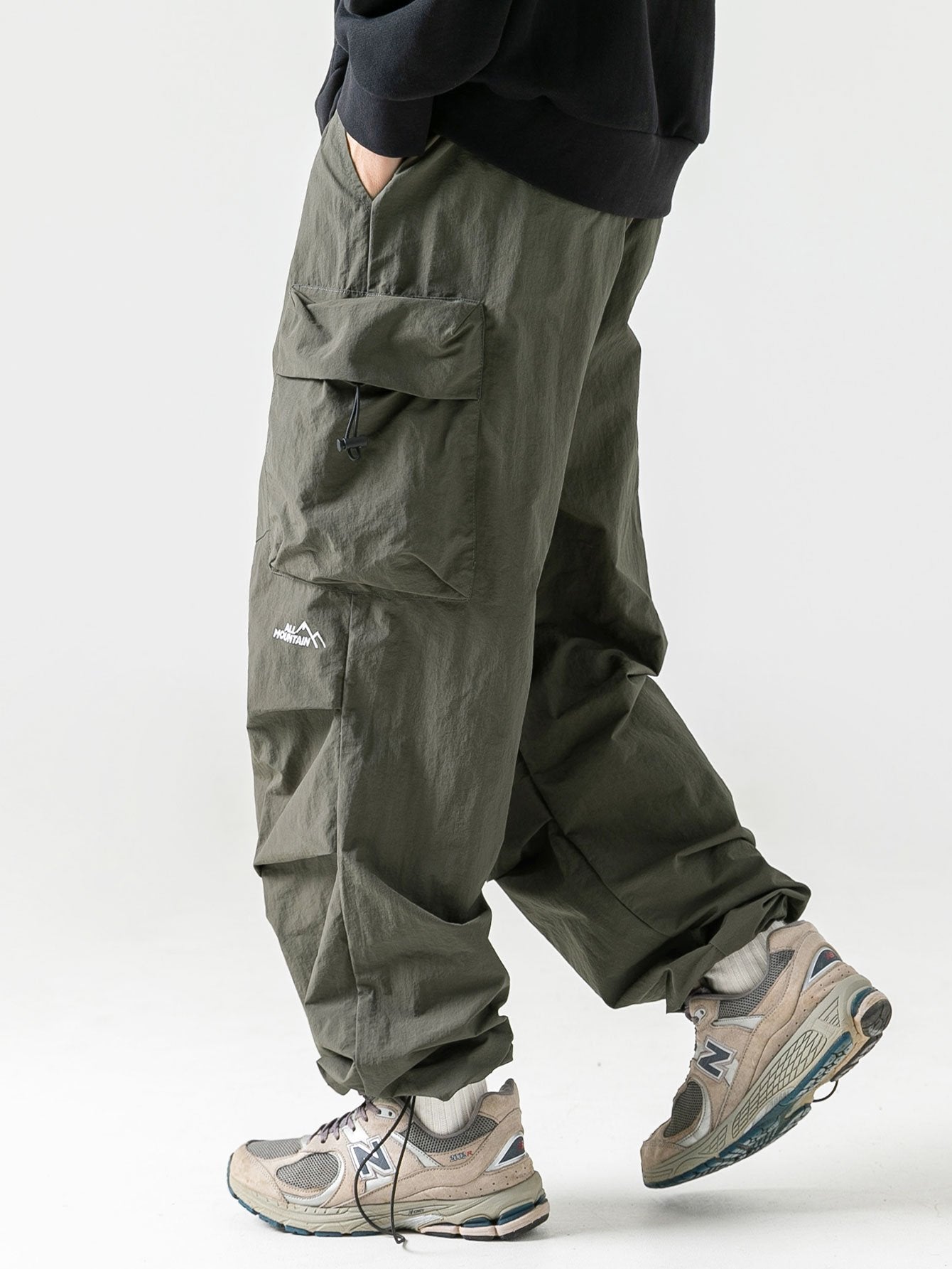 Donald® | Water Repellent Parachute Pants