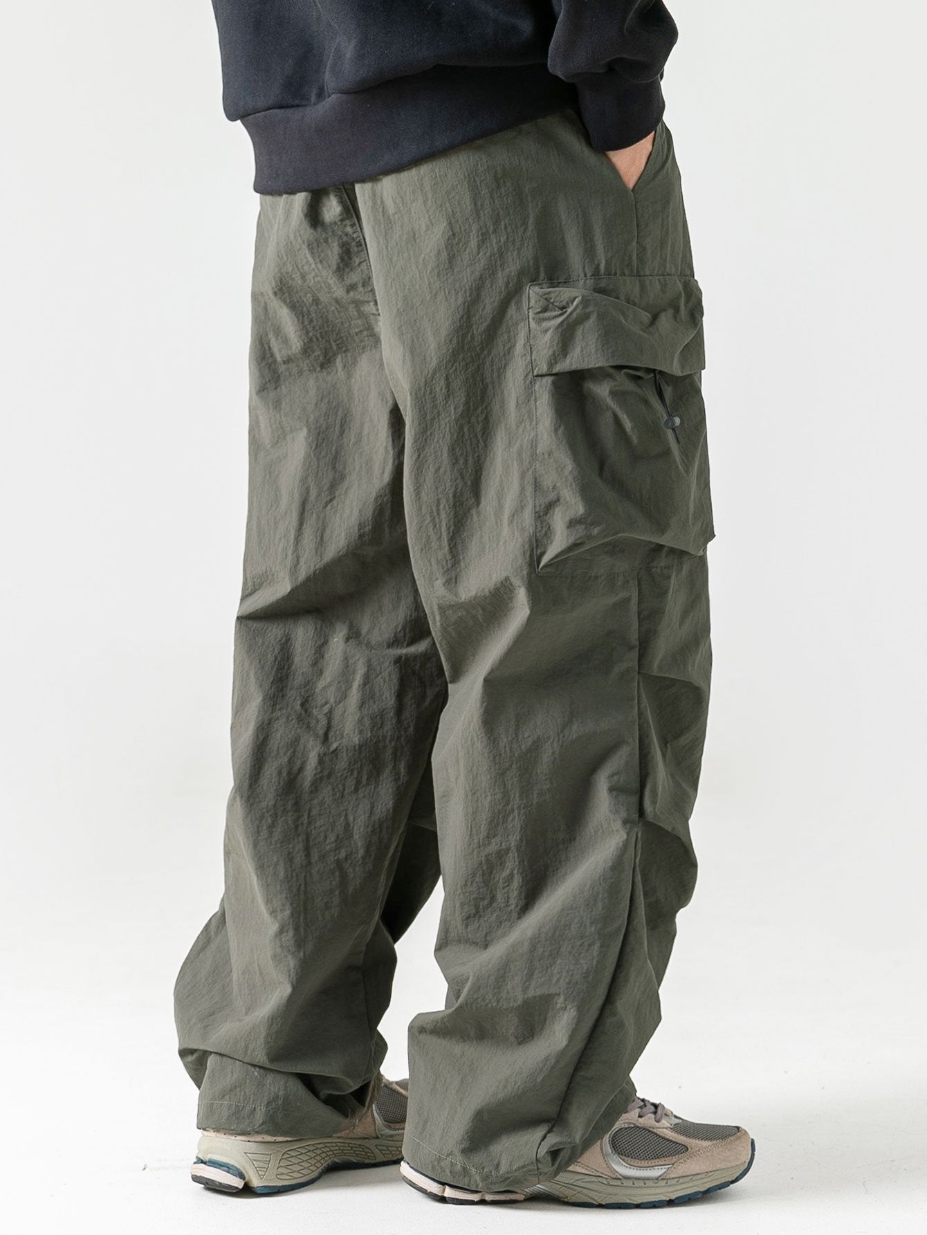Donald® | Water Repellent Parachute Pants