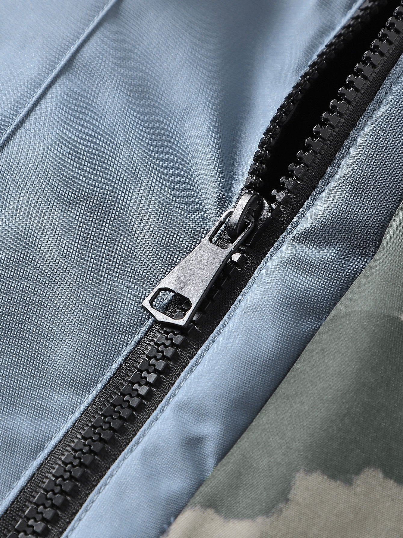 Storm | Camouflage Lined Pockets Hooded Puffer Coat