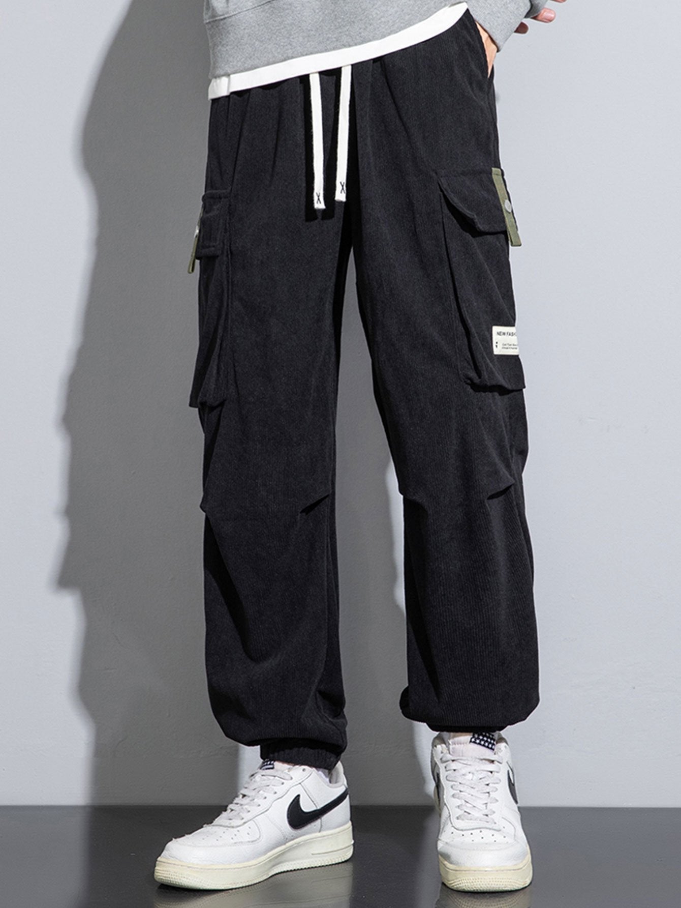 Amós® | Corduroy Cargo Jogging Pants