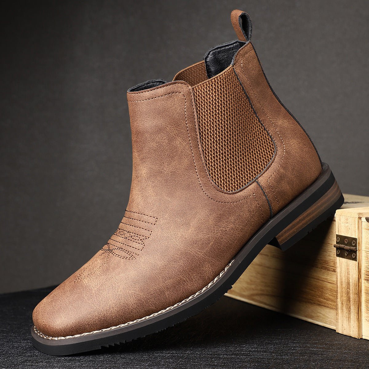 Macario® | Men’s Chelsea Boots With Front Stitch Detail
