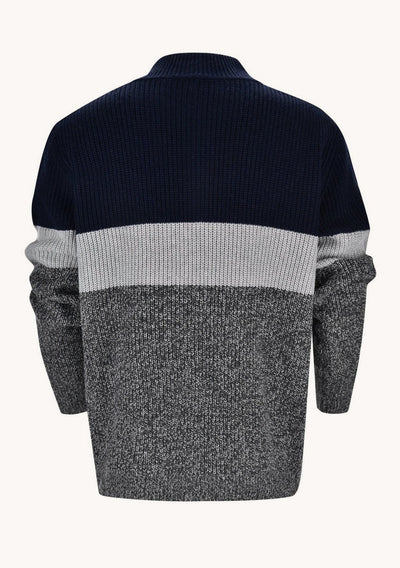 Umar | Modern colorblock sweater with round neck in fine knit