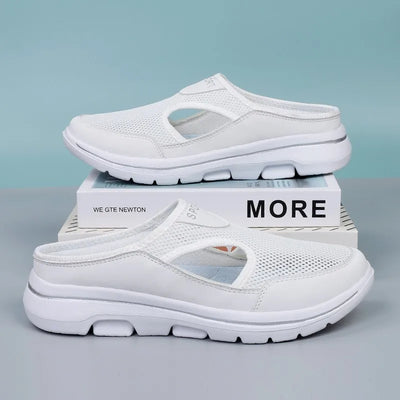 Warren® | Comfortable sports sandals that breathe and are comfortable to walk in.